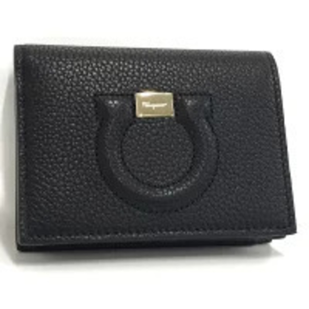 Salvatore Ferragamo Bi fold Wallet Gancini Leather Black